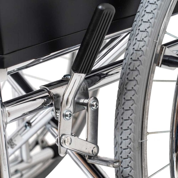 Коляска инвалидная Barry B2 (пневматические колеса) до 140 кг (46 см) (ЧЗ)