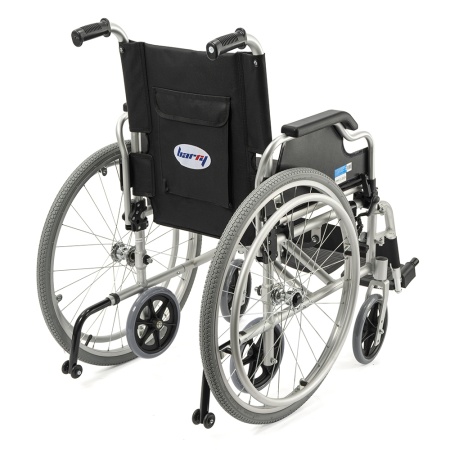 Коляска инвалидная Barry A8 с откидными подлокотниками (пневматические колеса) до 110 кг (ЧЗ)