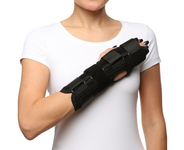 Бандаж на лучезапястный сустав Крейт F-209У (ЧЗ)