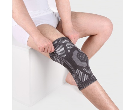 Бандаж на коленный сустав KS-E03 с ребрами жесткости и силиконовым кольцом (ЧЗ)