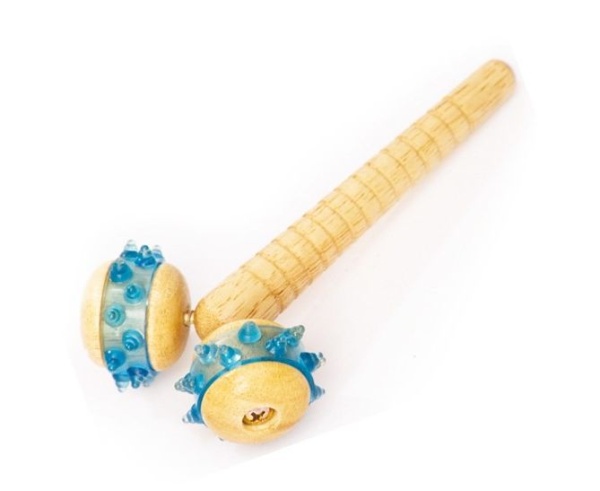 Массажер Trives М-526 с деревянной ручкой